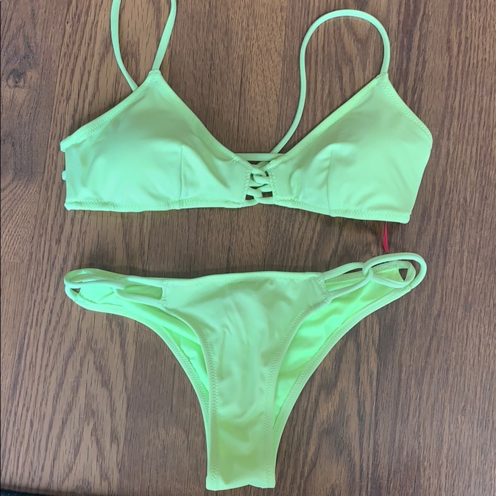 Neon yellow/light green